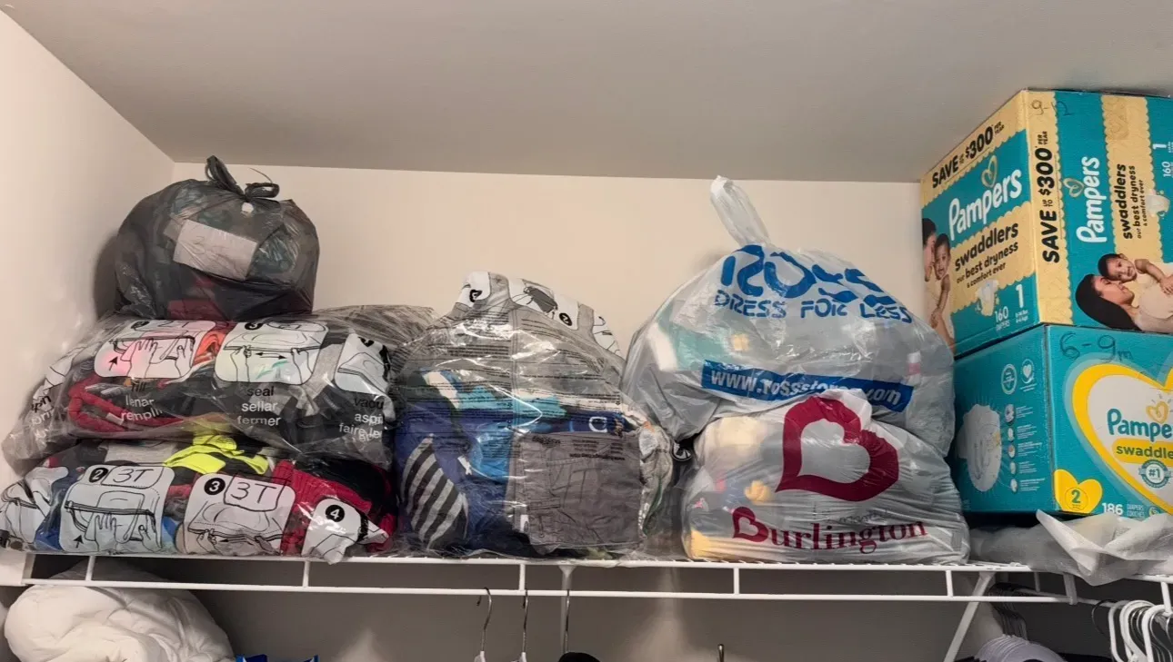organize declutter minimalistic
